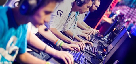 All Work All Play: The Pursuit of eSports Glory Live