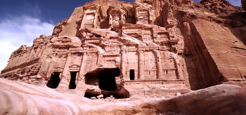 Petra: Secrets of the Ancient Builders