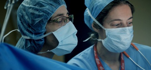 Ipnosi chirurgica in Belgio: chiudi gli occhi e ascolta