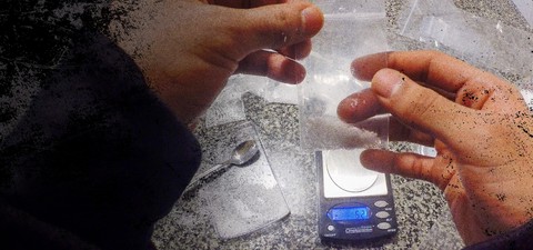 Ναρκωτικά Α.Ε.: Η Πλευρά του Διακινητή
