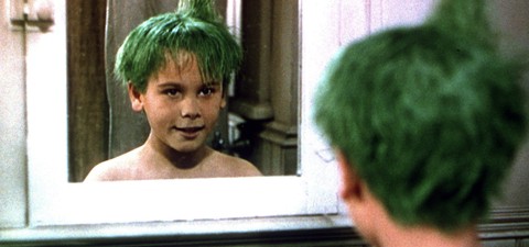 El muchacho de los cabellos verdes