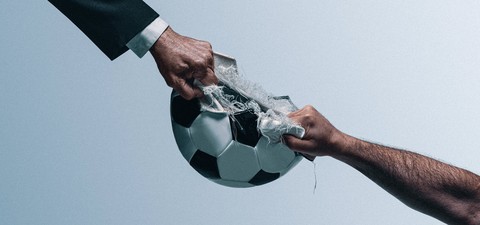 Супер Лига: Войната за футбола