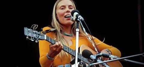 Joni Mitchell: Painting with Words & Music